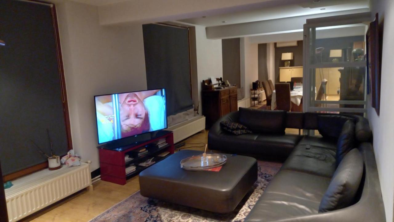 Luxe Appartement Met 3 Slaapkamers En 1 Kingsize Bed Slaapzetel En Drie Dubbelbedden Дендермонде Екстериор снимка